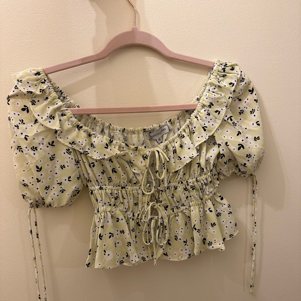 For love and lemons great dupe/knockoff top size medium
